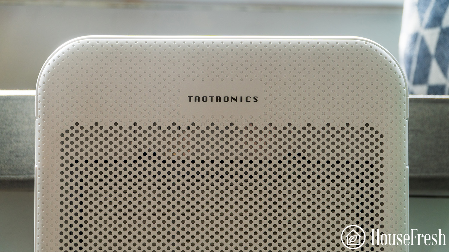 TaoTronics TT AP003 Close
